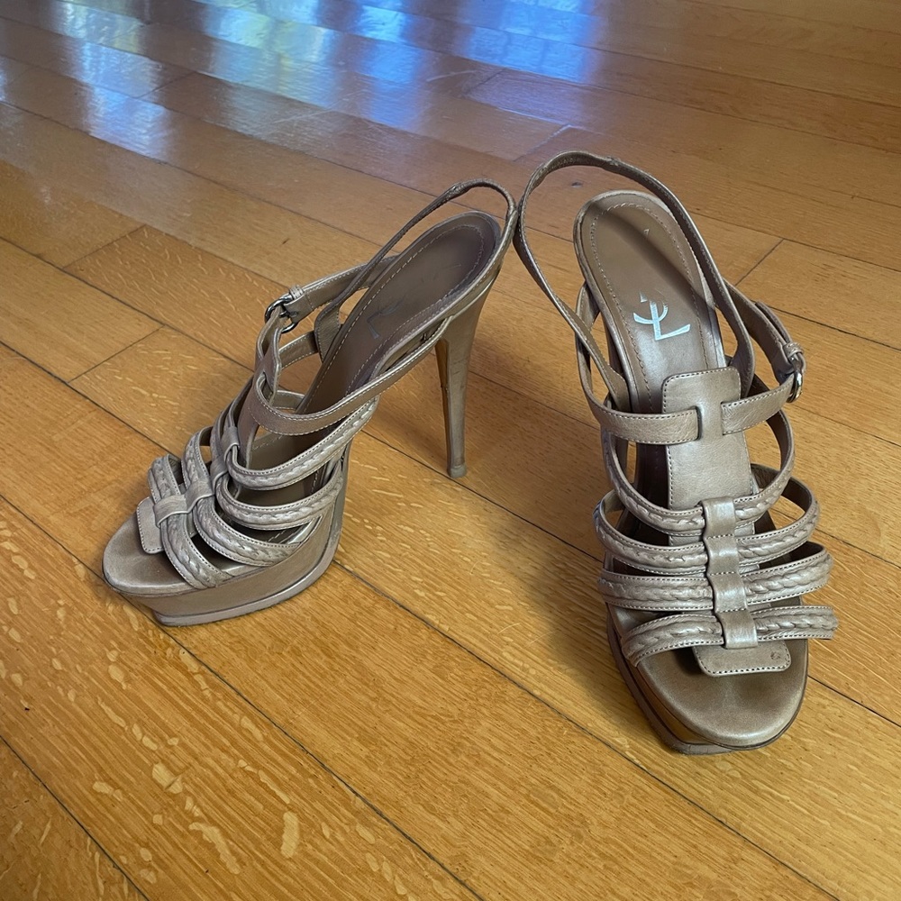 YSL  Platform sandal, beige, size 38